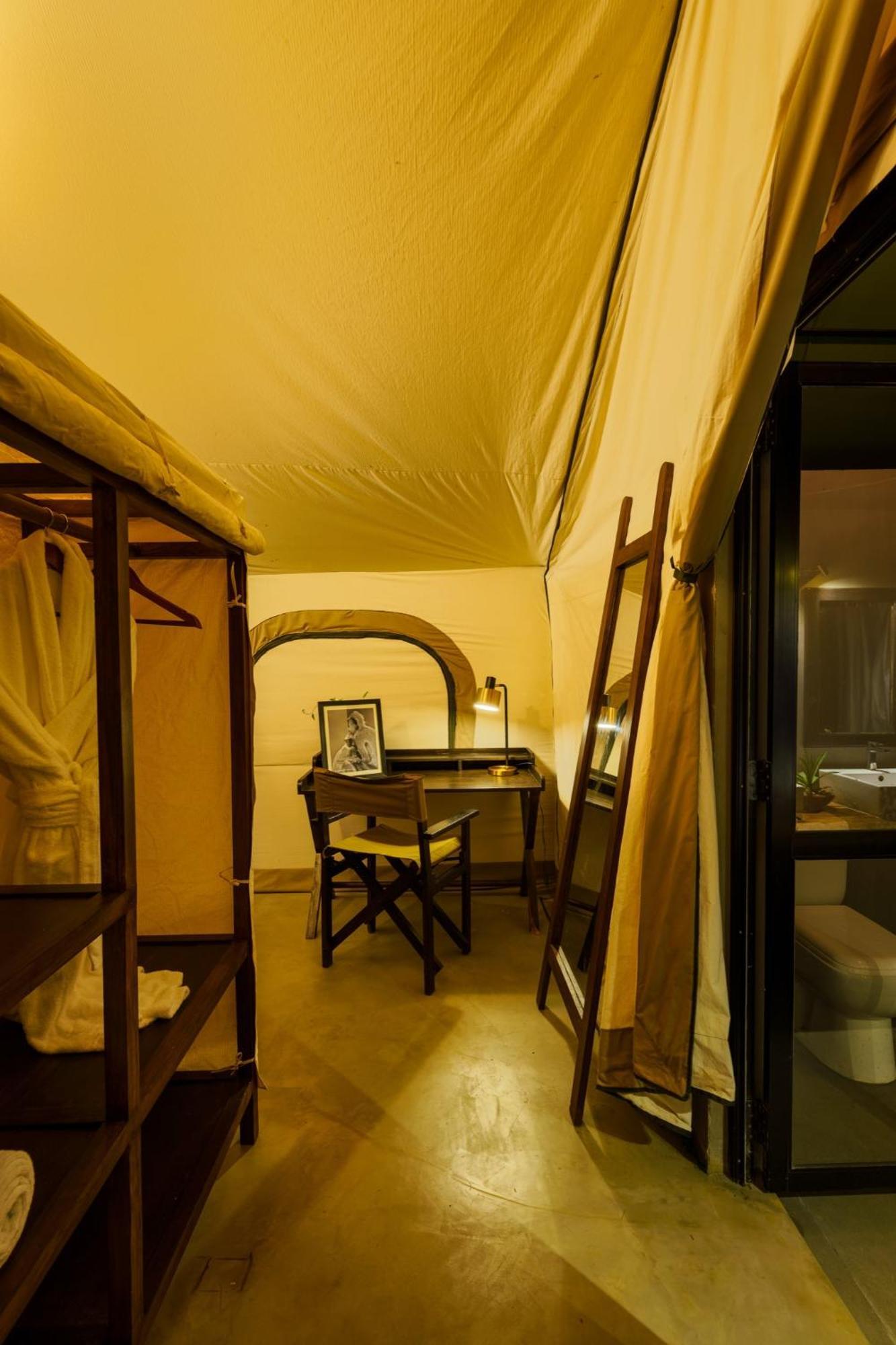 Makini Bush Camp, Yala Hotel ภายนอก รูปภาพ