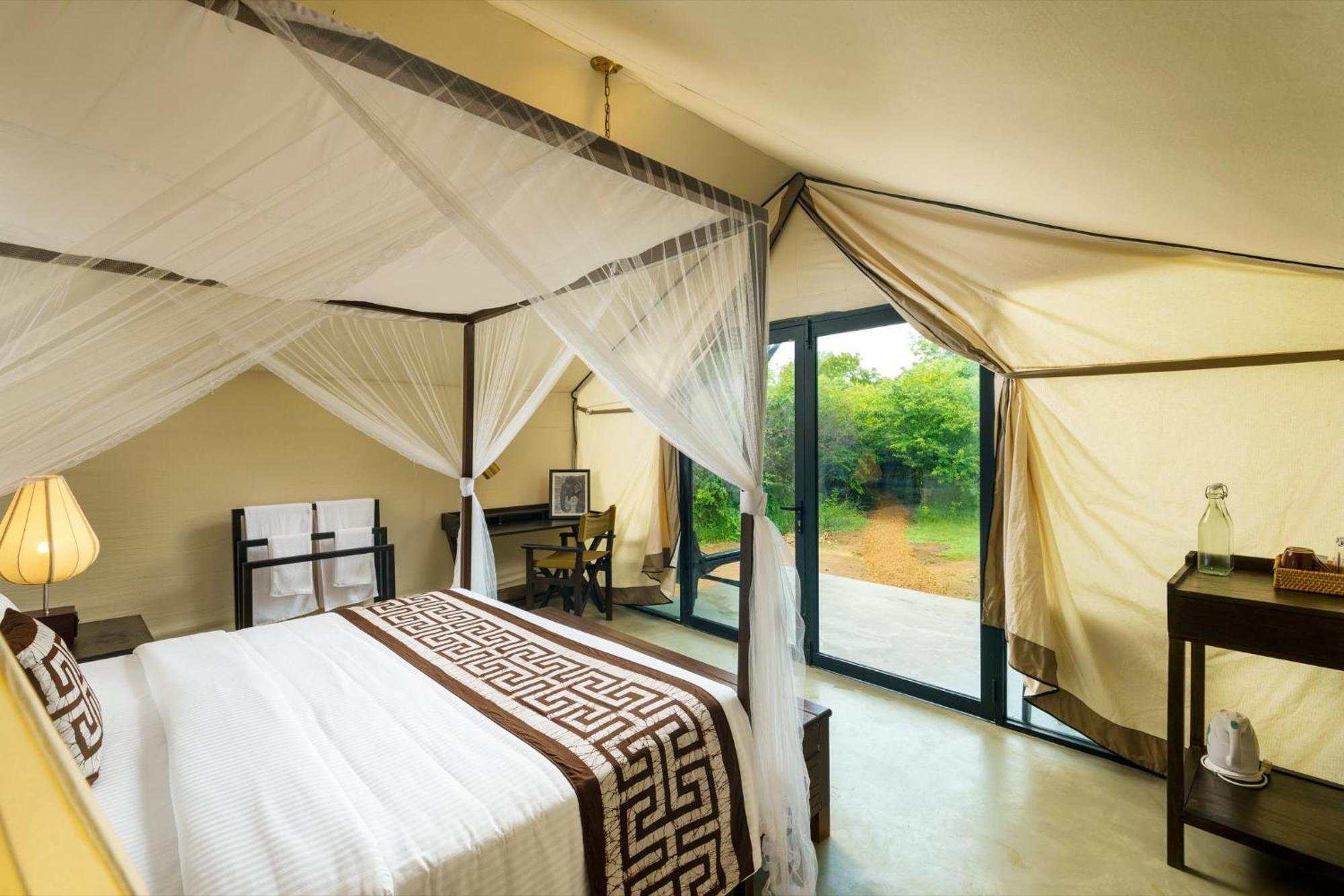 Makini Bush Camp, Yala Hotel ภายนอก รูปภาพ