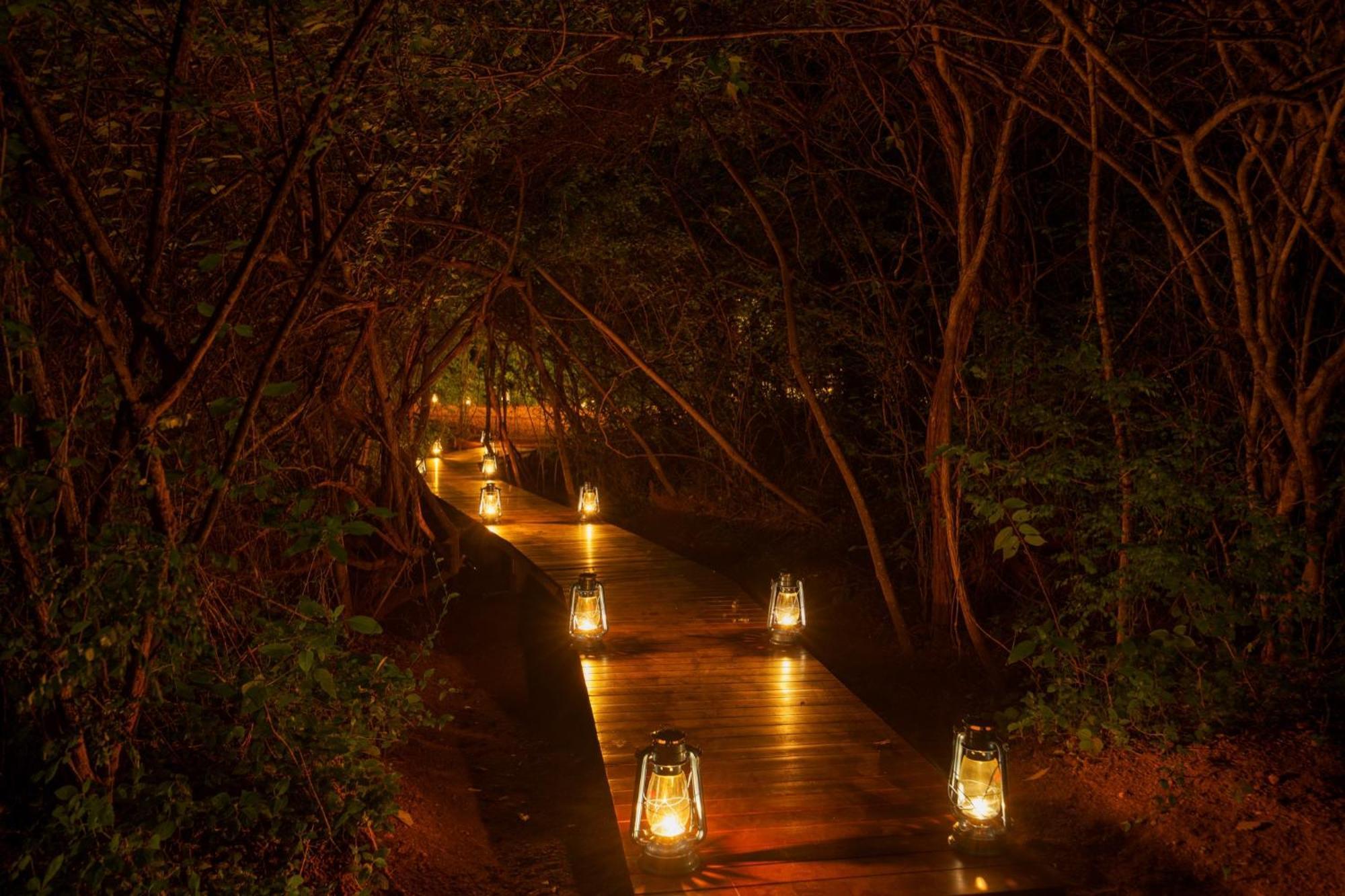 Makini Bush Camp, Yala Hotel ภายนอก รูปภาพ