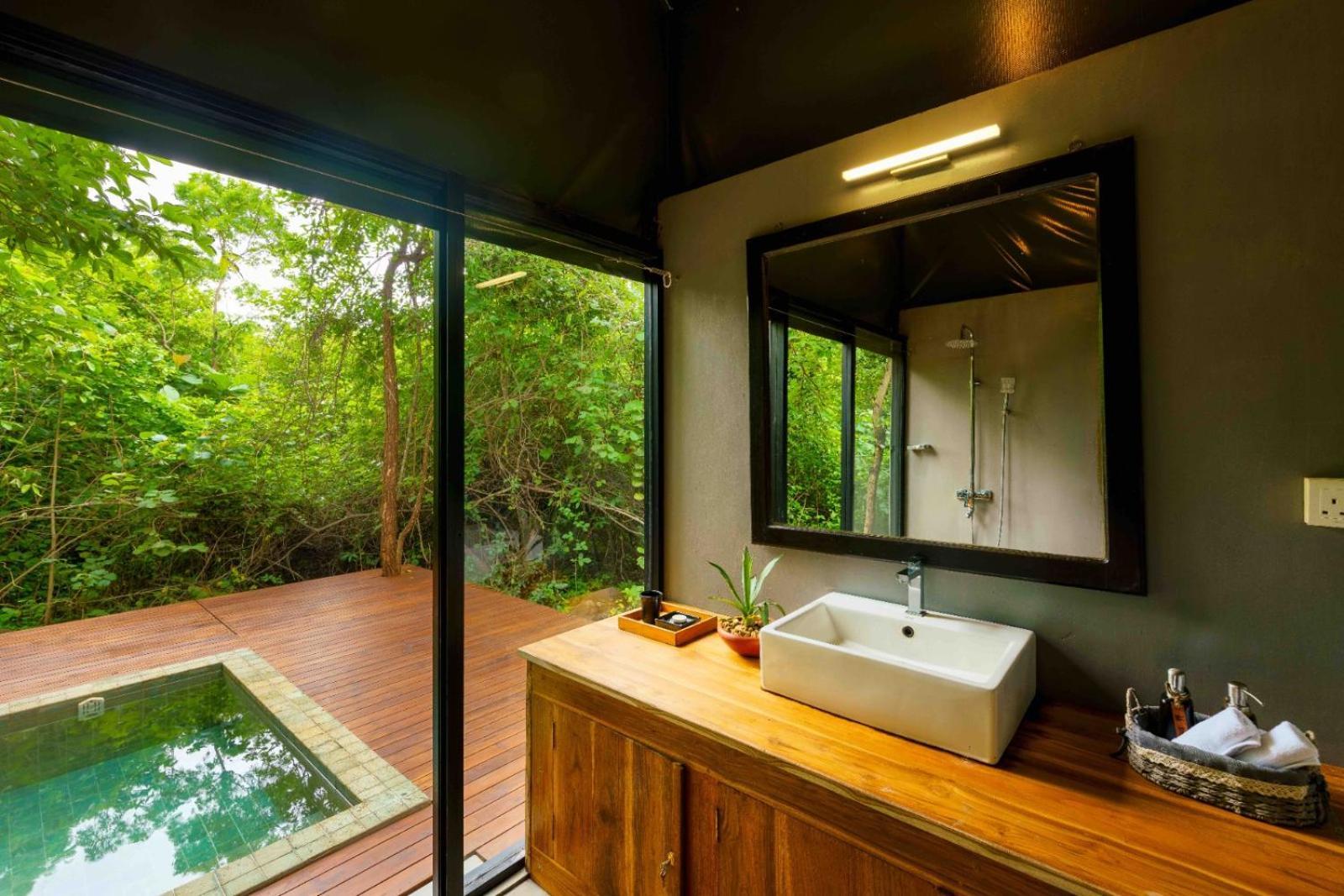 Makini Bush Camp, Yala Hotel ภายนอก รูปภาพ